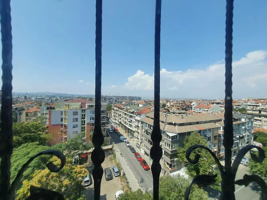 Lovely Open Space Apartment With Wonderful View Burgas